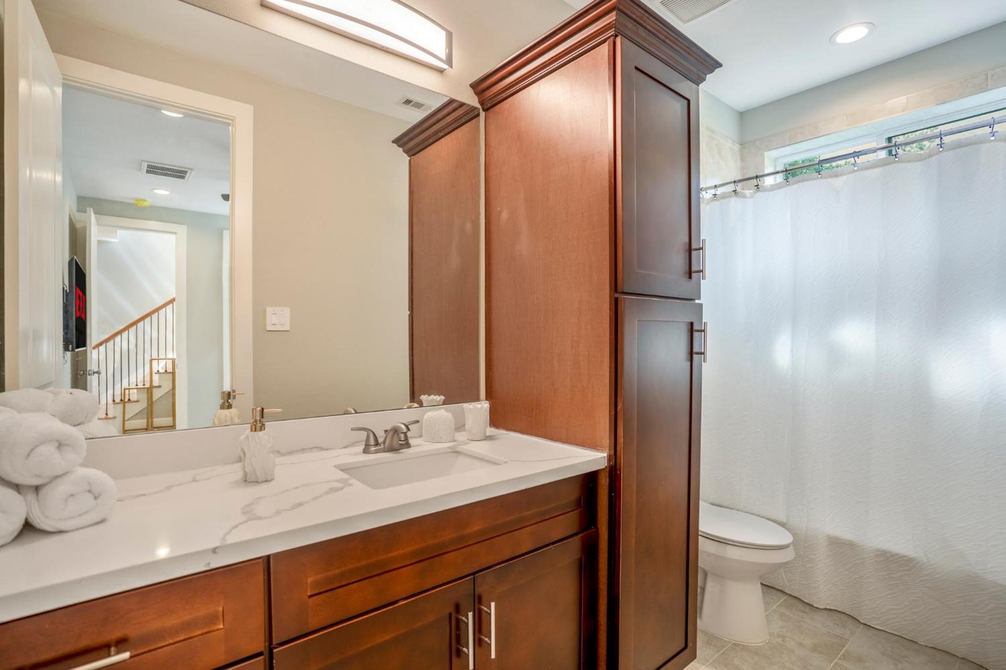 Spacious 3 Bed House Near Md Anderson With Free Parking & Wi-Fi Х'юстон Екстер'єр фото