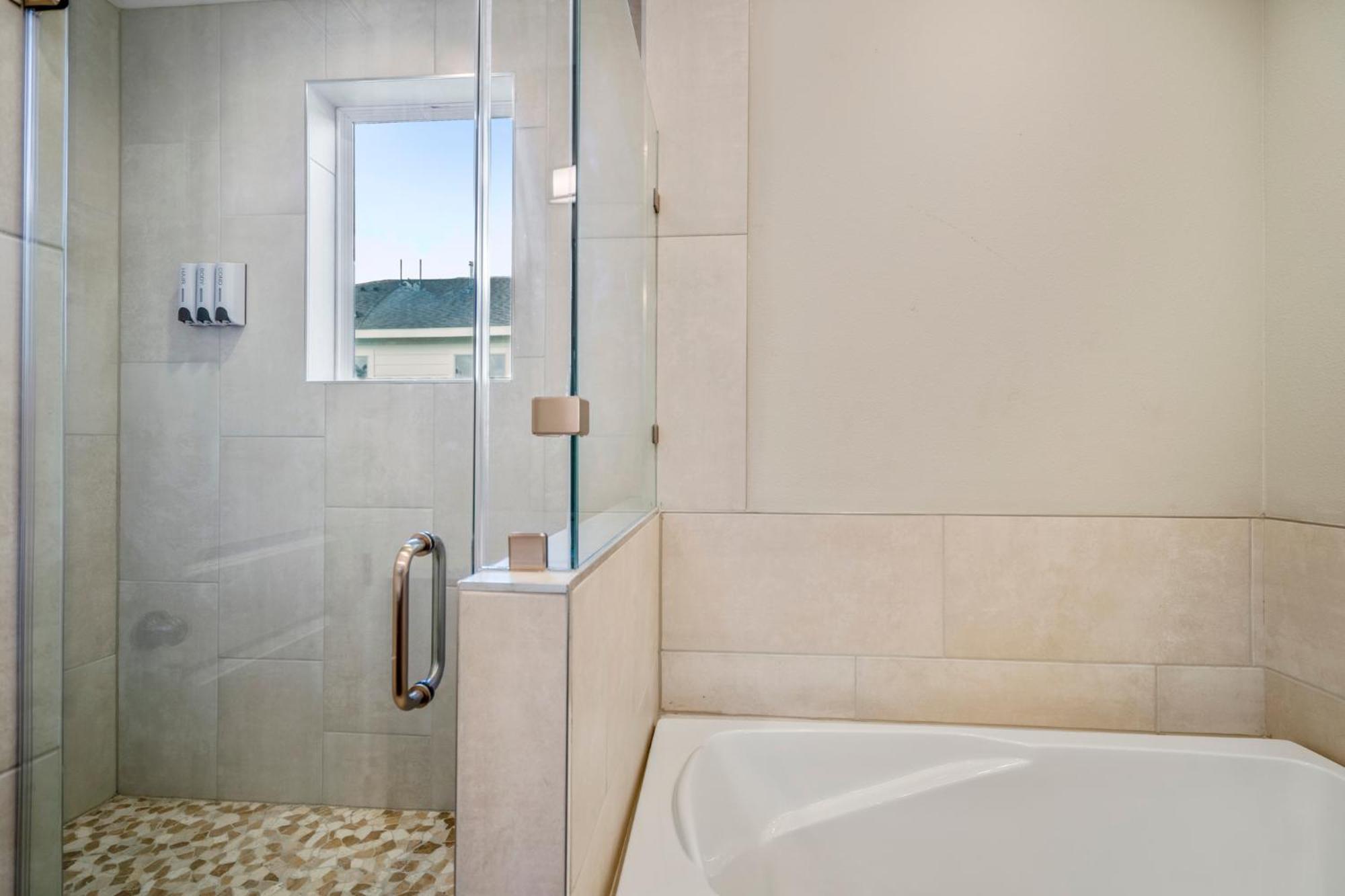Spacious 3 Bed House Near Md Anderson With Free Parking & Wi-Fi Х'юстон Екстер'єр фото